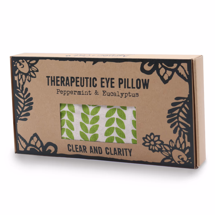 Agnes & Cat Eye Pillow - Clear & Clarity 1 Agnes &Amp; Cat Eye Pillow - Clear &Amp; Clarity