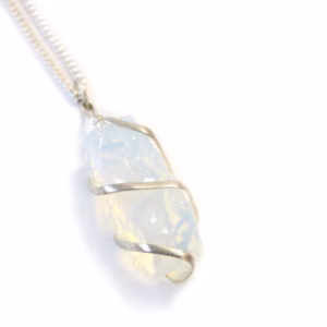 Collar de Piedras Preciosas en Forma de Cascada - Opalita en Bruto