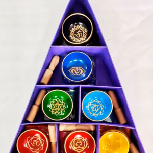 Chakra Pyramid Singing Skål Gavesett