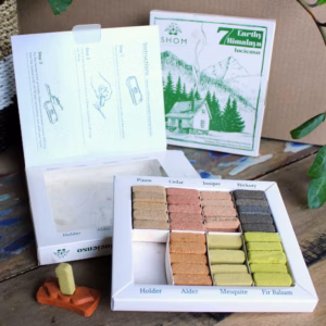 Display - Set mit 70 Räuchersteinen und Brenner - 7 Earthy Himalaya Incenso