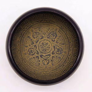 Klangschale aus Erdpulver - Mantra Five Buddha - 16cm