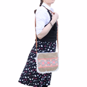 Fab Fringe Veske - Elefantbroderi