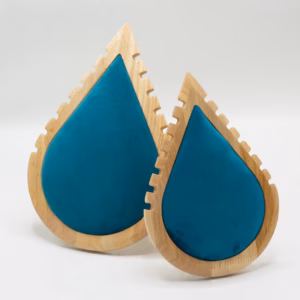 Stort Dråbeformet Halskæde - Display 26x18cm