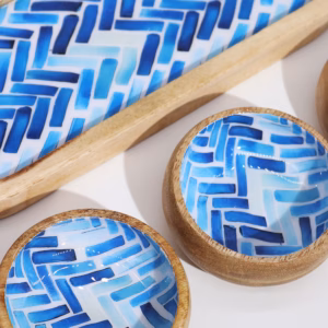 Tablett aus Mangoholz mit 3 Schalen - Blaue Streifen