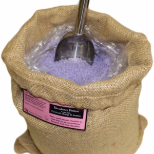 Metal Scoop (1 only)