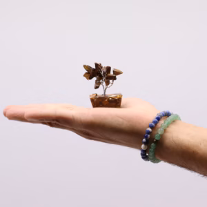 Mini Gemstone Tree på Orgonittbase - Tigereye (15 Steiner)
