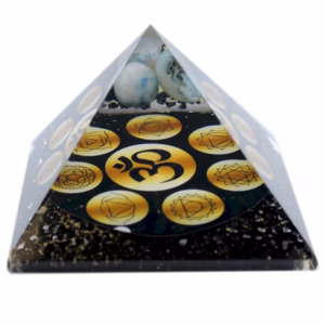 Orgoniet Piramide - Middernacht OM Chakra - 90mm