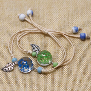 Schmuck mit Gepr. Blumen - Armbänder - Kl. Blumen mit Blatt