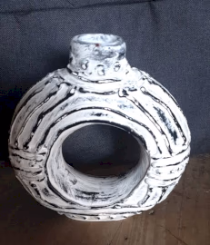 Vaas in Ronde Donut - Vorm - Crème, 18cm