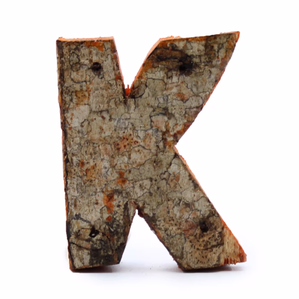 Rustikt Bogstav i Bark - "K" - 7cm
