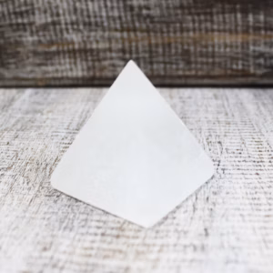 Selenite Pyramid - 5cm