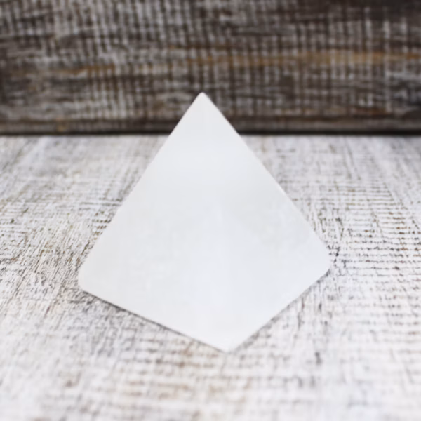 Selenite Pyramid - 5cm