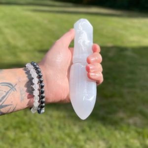 Ritualkniv av Selenit - Släpp Det Förflutna