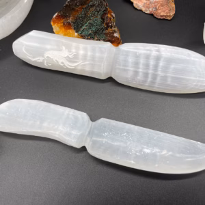 Ritualkniv av Selenit - Släpp Det Förflutna