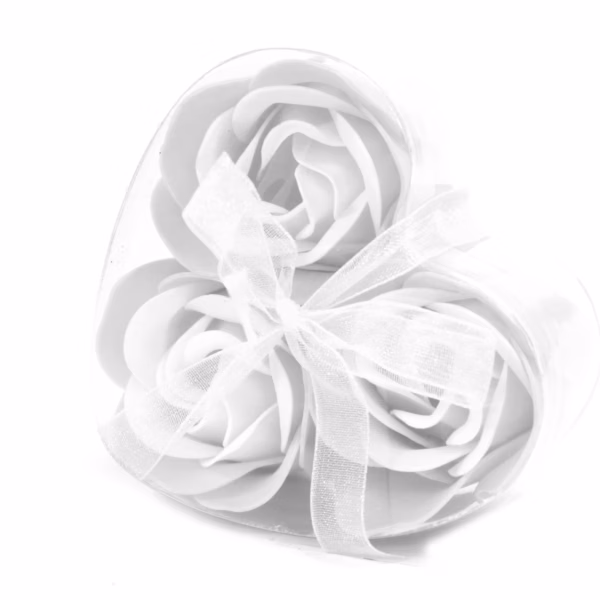 Set van 3 Zeep Rozen in Hartvormige Kado Verpakking - Witte Rozen