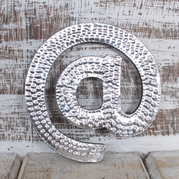 Tecken i Aluminium - @ - Liten