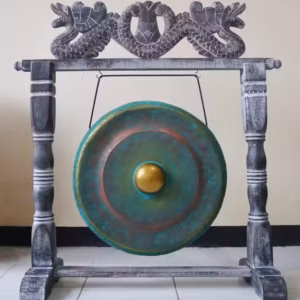 Gong in Stand - Greenwash - Small