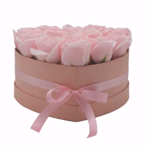 Caja de Regalo de Flores de Jabón - 13 Rosas Rosas - Corazón