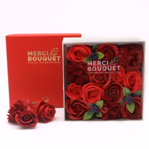Quadratische Box - Klassische Rote Rosen