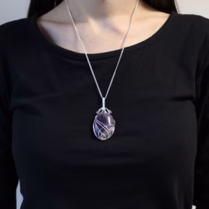 Swirl Wrapped Halskæde med Ædelsten - Ametyst