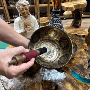 Cuenco Tibetano Curativo Grabado - 21cm - OM & Buda