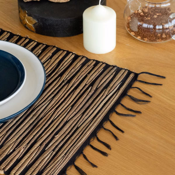 Water Hyacinth Natural Placemat - Black Tiger with Fringe